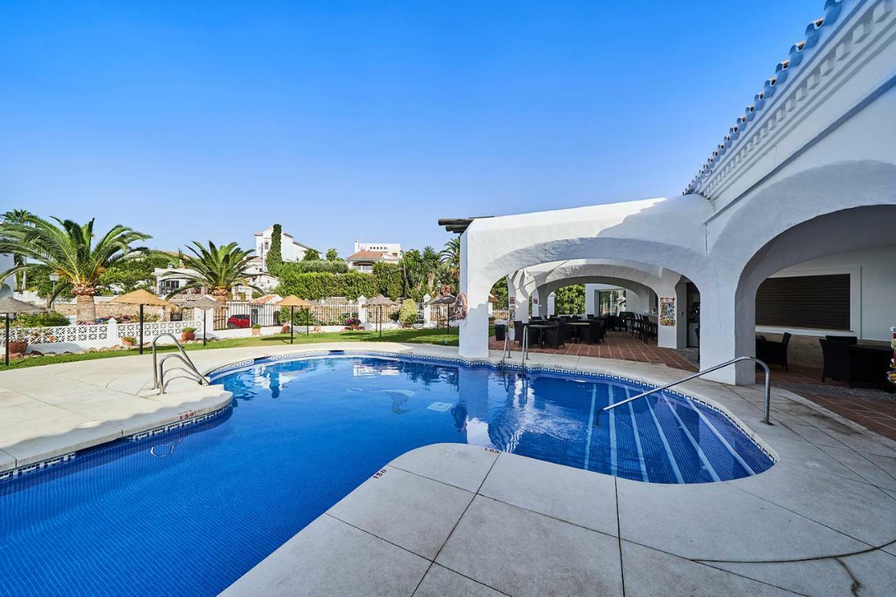 Hotel Bajamar Ancladero Playa Nerja Ngoại thất bức ảnh