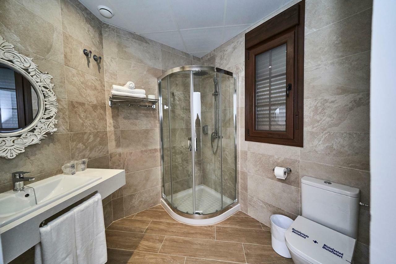 Hotel Bajamar Ancladero Playa Nerja Ngoại thất bức ảnh